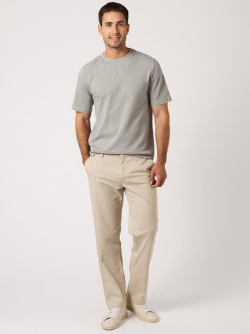 Mannequin homme fond blanc